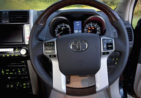 Pictures of Toyota Land Cruiser Prado 5-door UK-spec (150) 2009