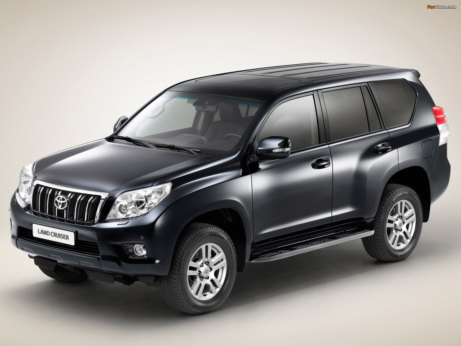 Pictures of Toyota Land Cruiser Prado 5-door (150) 2009 (1600 x 1200)