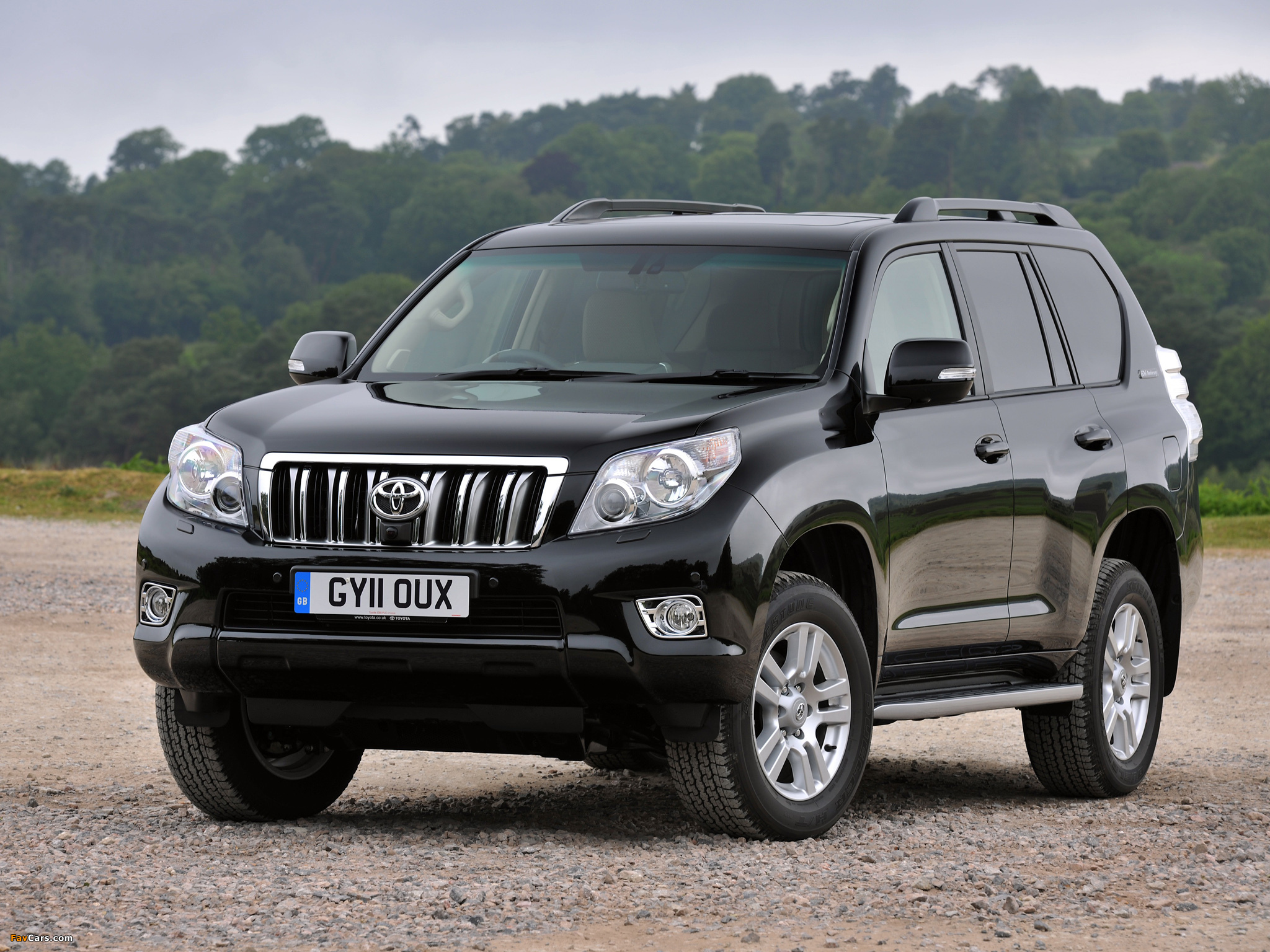 Pictures of Toyota Land Cruiser Prado 60th Anniversary UK-spec (150) 2011 (2048 x 1536)