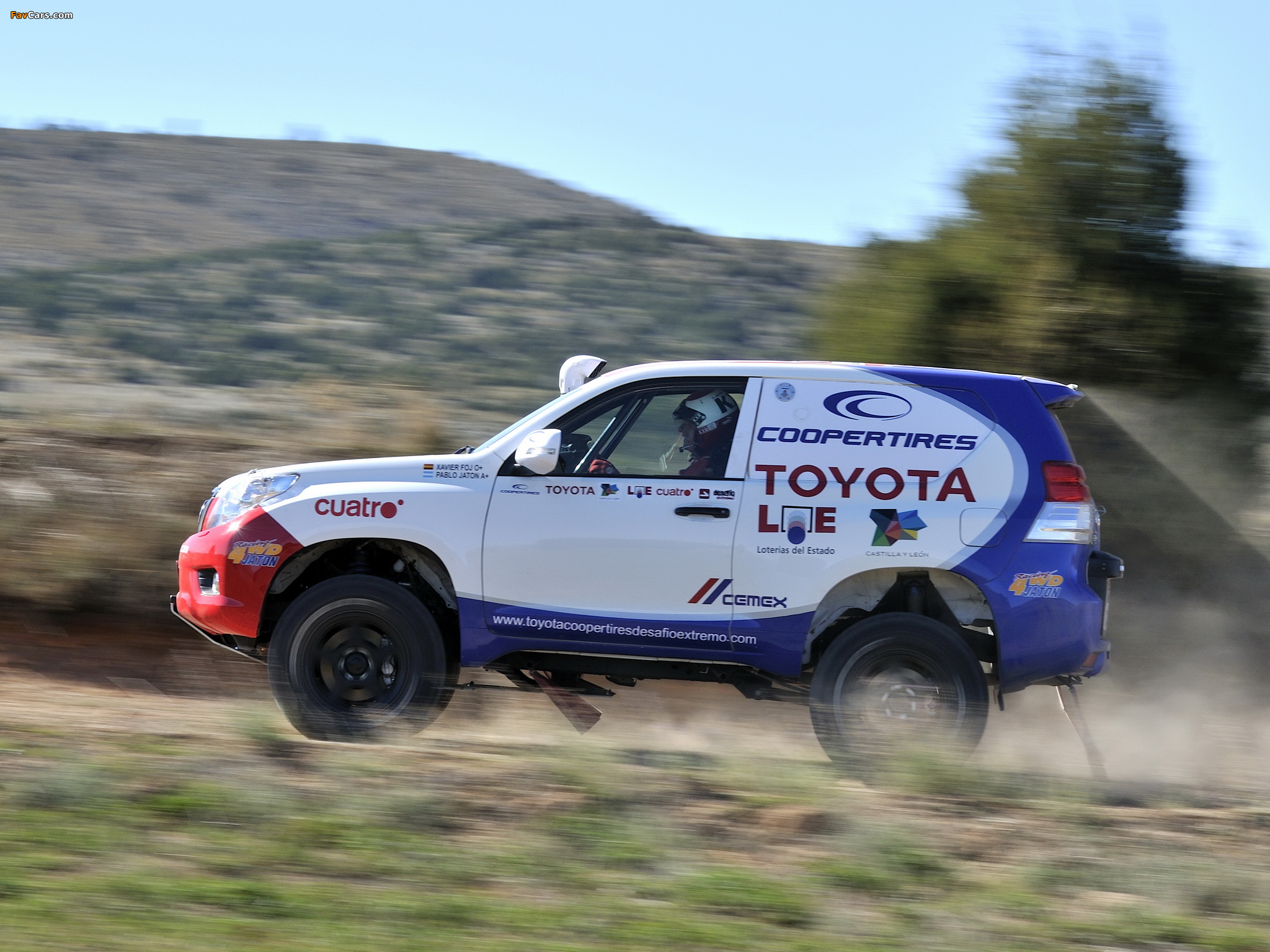 Pictures of Toyota Land Cruiser KXR Dakar (J155W) 2011 (2048 x 1536)