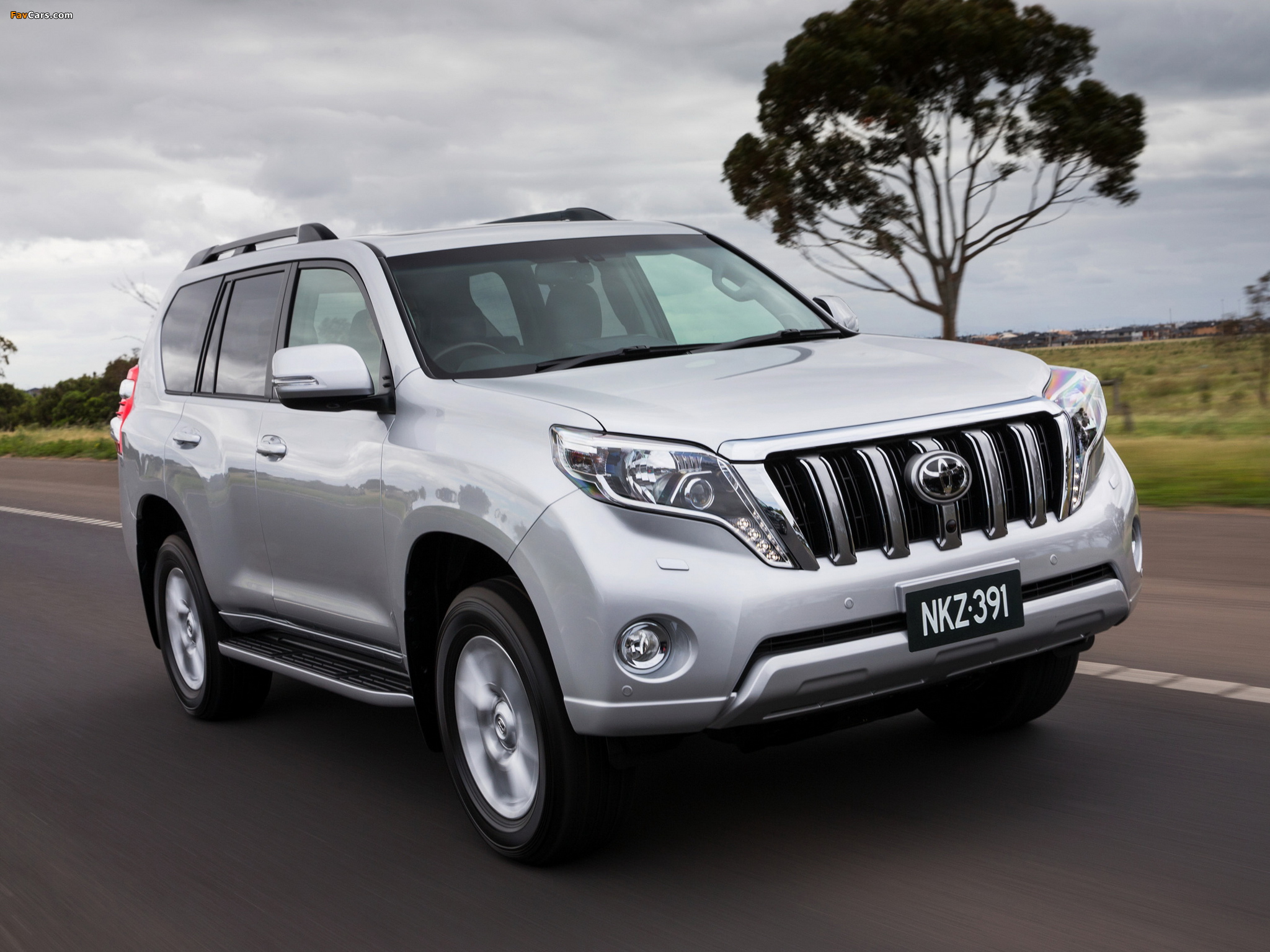 Pictures of Toyota Land Cruiser Prado AU-spec (150) 2013 (2048 x 1536)