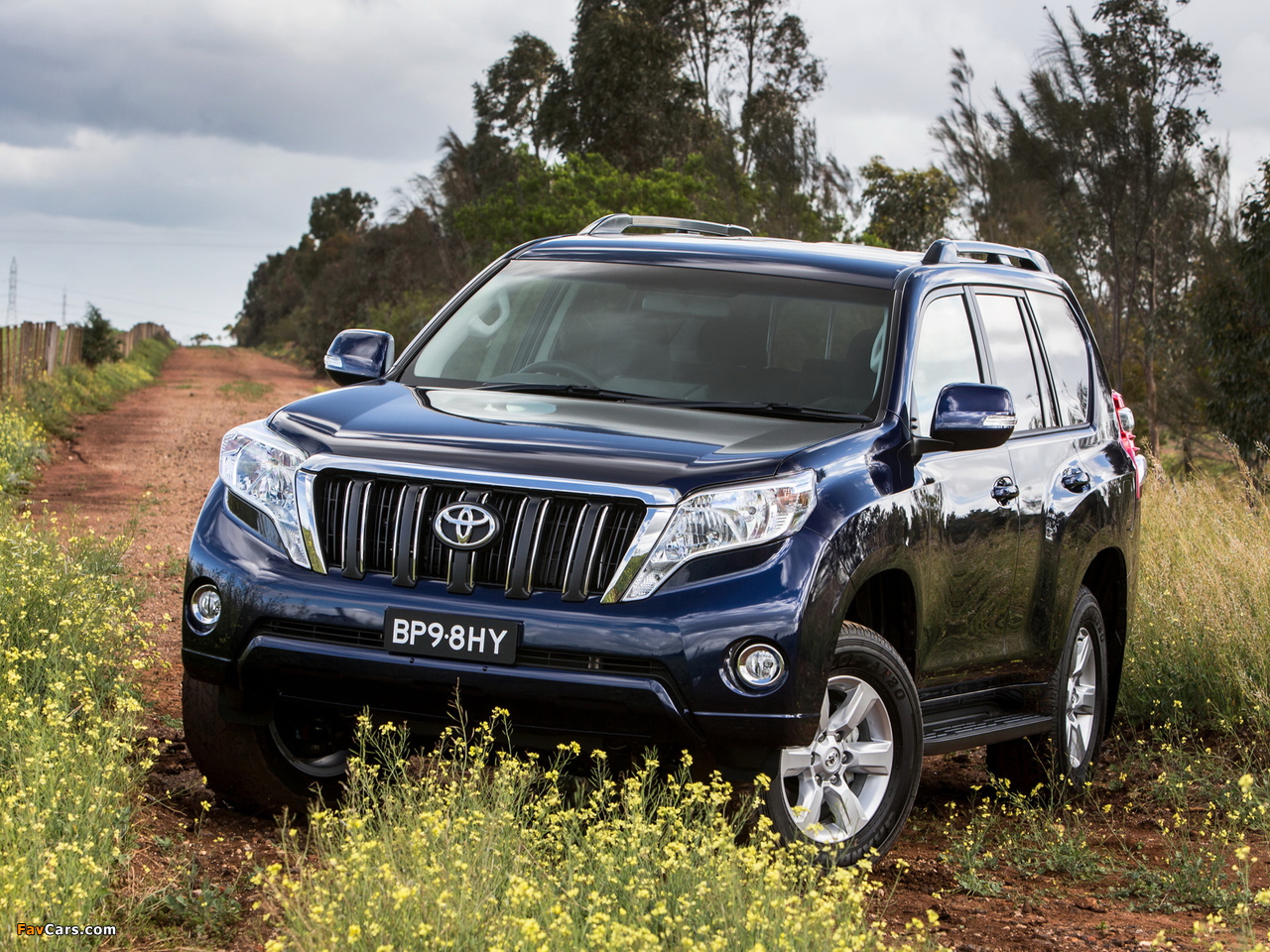 Pictures of Toyota Land Cruiser Prado AU-spec (150) 2013 (1280 x 960)