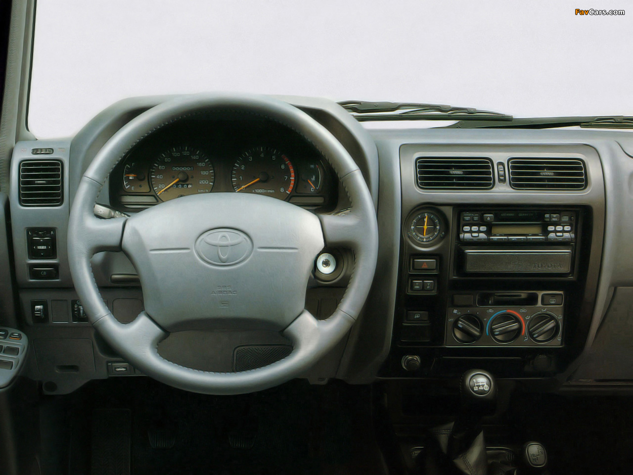 Toyota Land Cruiser 90 5-door (J95W) 1996–99 images (1280 x 960)