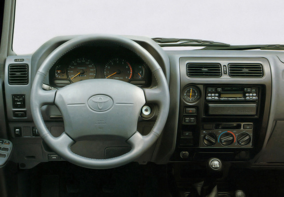 Toyota Land Cruiser 90 5-door (J95W) 1996–99 images