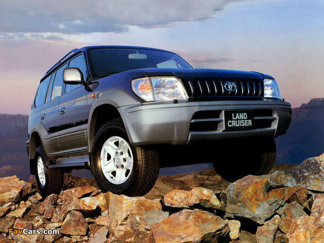 Toyota Land Cruiser 90 5-door (J95W) 1996–99 pictures (640 x 480)