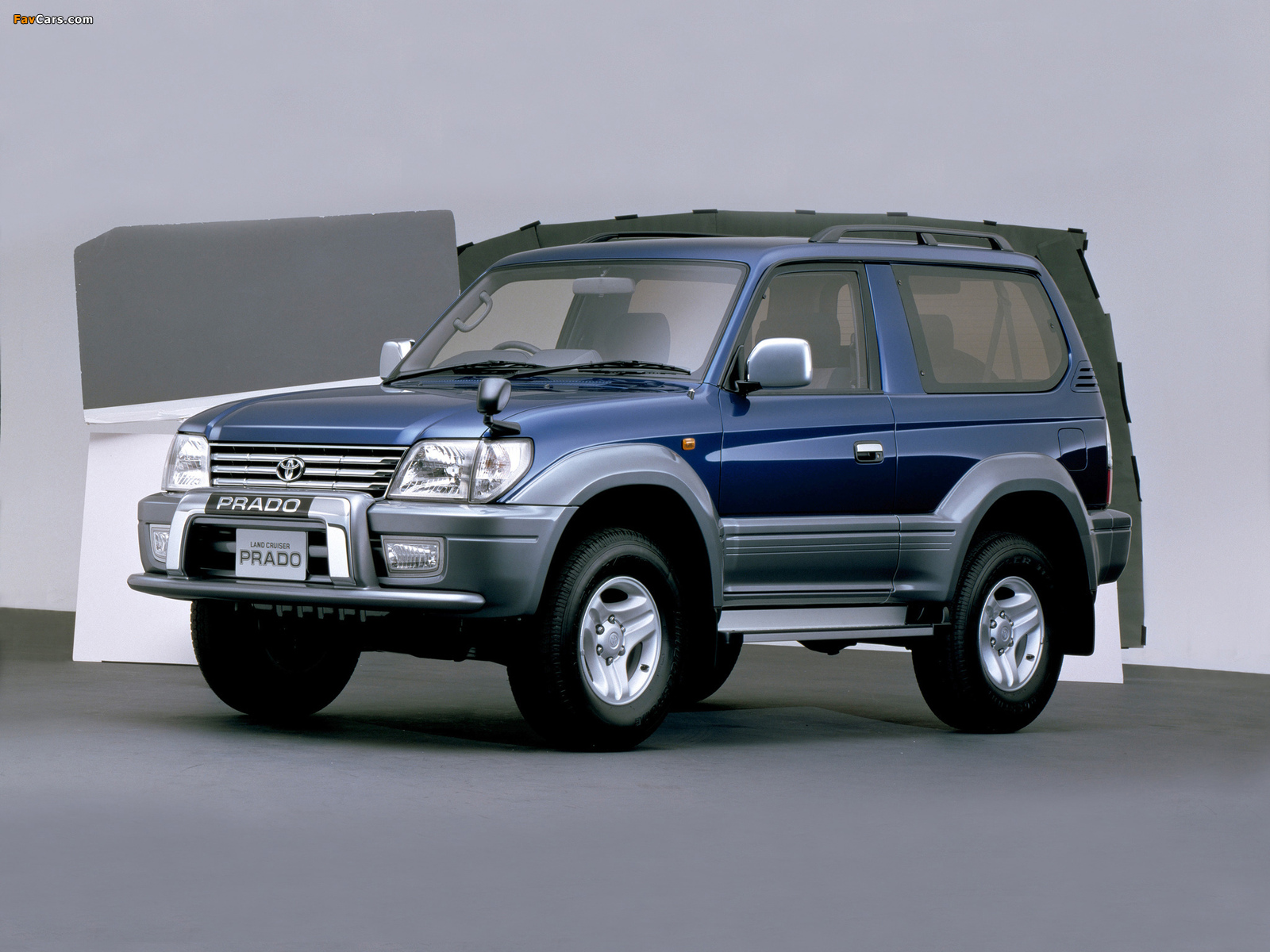 Toyota Land Cruiser Prado 3-door JP-spec (J90W) 1999–2002 photos (1600 x 1200)