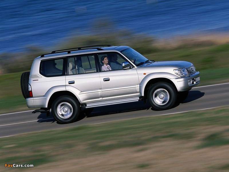 Toyota Land Cruiser 90 5-door 50th Anniversary (J95W) 2001 wallpapers (800 x 600)