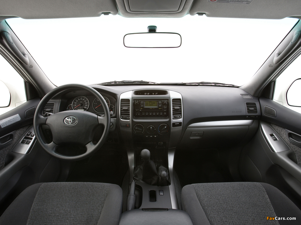 Toyota Land Cruiser Prado GX 3-door (J125W) 2003–09 images (1024 x 768)