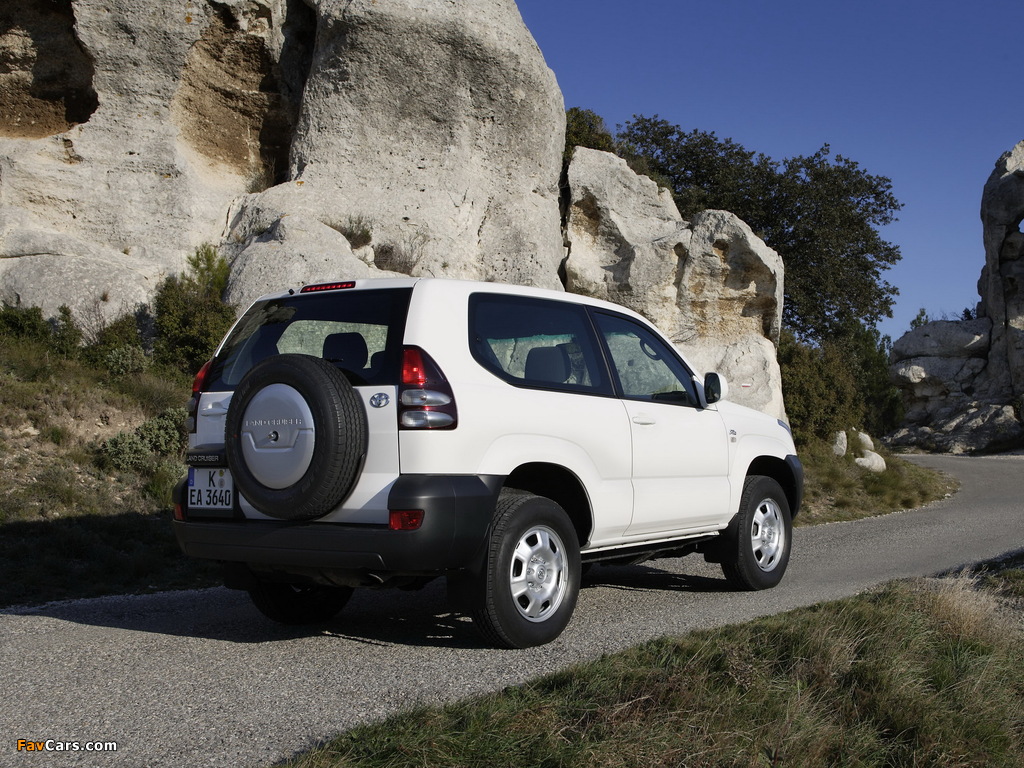 Toyota Land Cruiser Prado GX 3-door (J125W) 2003–09 images (1024 x 768)