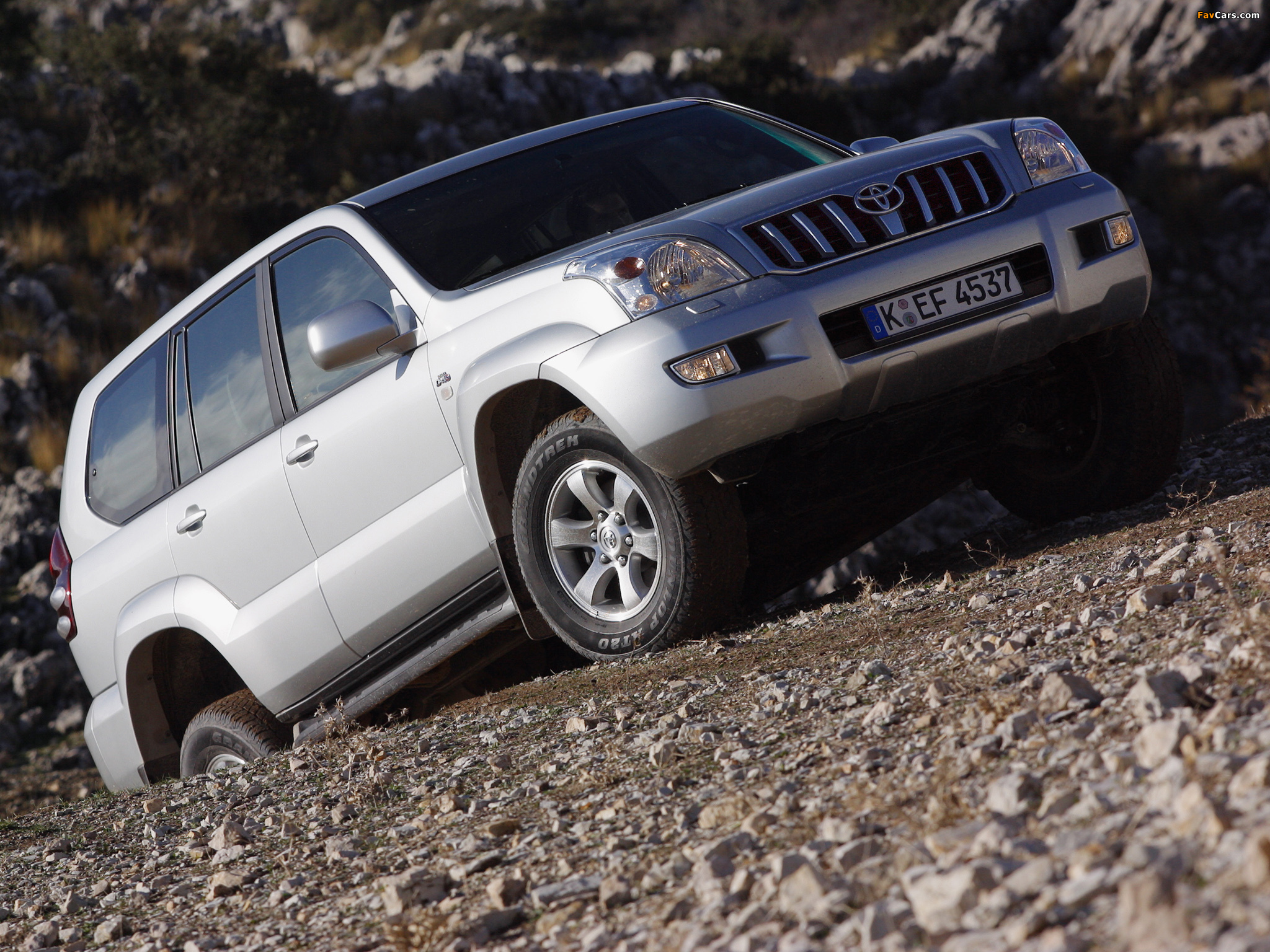 Toyota Land Cruiser Prado 5-door (J120W) 2003–07 images (2048 x 1536)