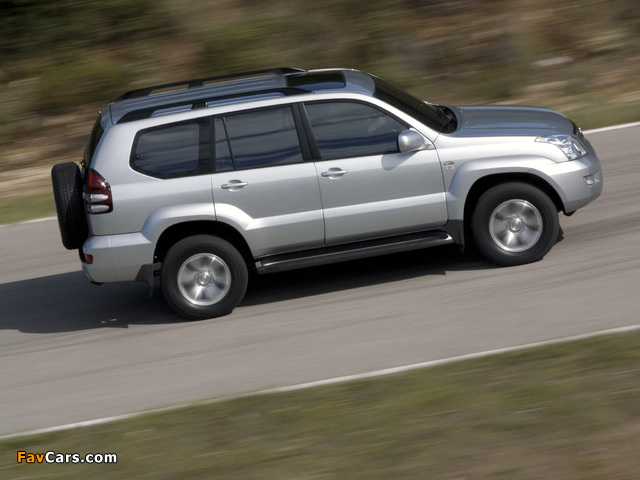 Toyota Land Cruiser Prado 5-door (J120W) 2003–07 wallpapers (640 x 480)