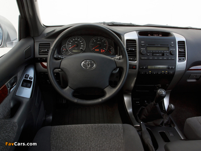 Toyota Land Cruiser Prado 3-door (J125W) 2003–09 wallpapers (640 x 480)