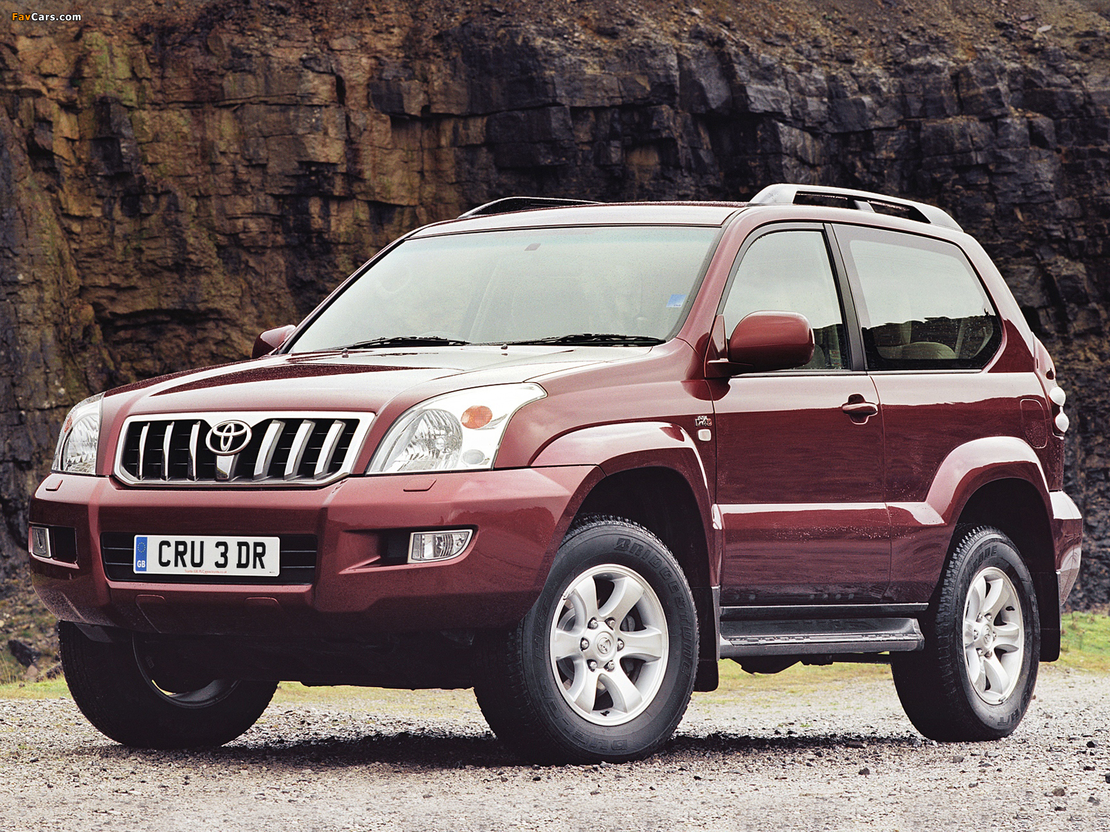 Toyota Land Cruiser Prado 3-door UK-spec (J120W) 2003–09 wallpapers (1600 x 1200)