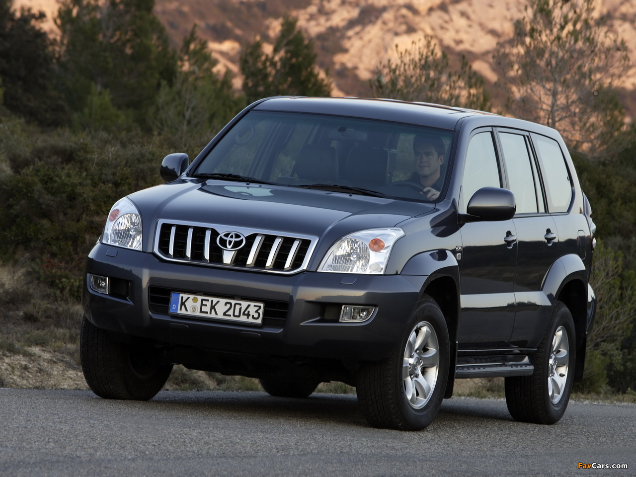 Toyota Land Cruiser Prado 5-door (J120W) 2007–09 pictures (1280 x 960)