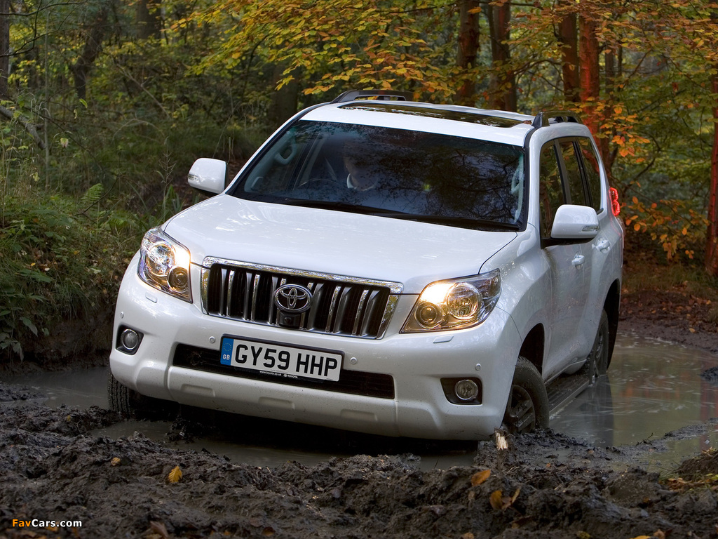 Toyota Land Cruiser Prado 5-door UK-spec (150) 2009 images (1024 x 768)