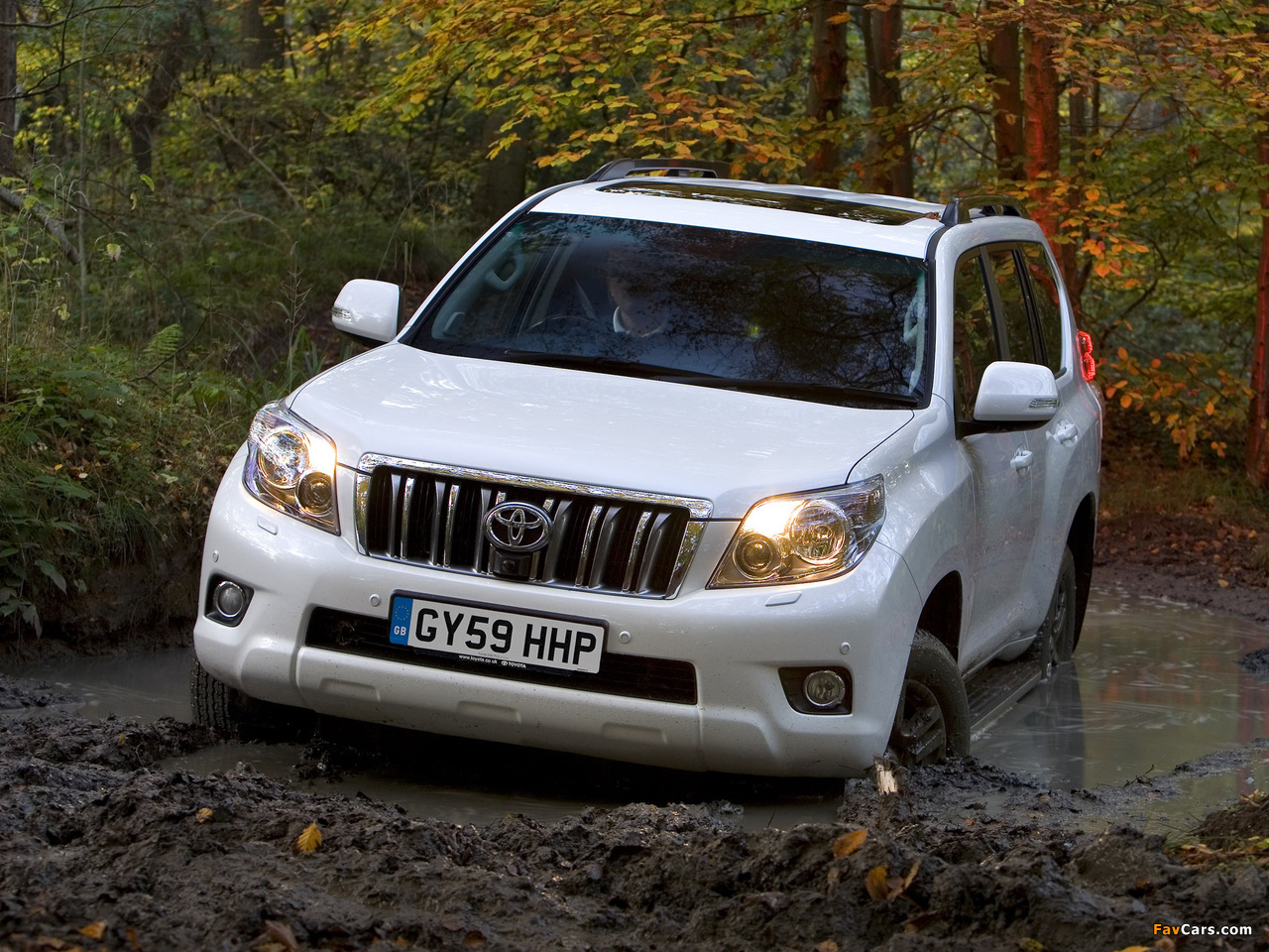 Toyota Land Cruiser Prado 5-door UK-spec (150) 2009 images (1280 x 960)