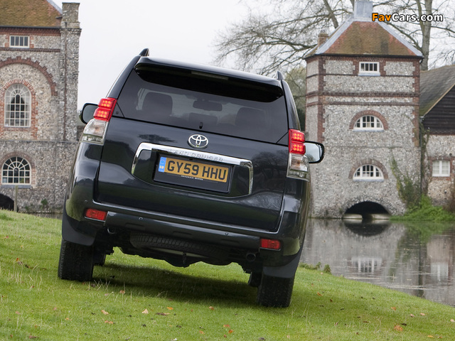 Toyota Land Cruiser Prado 5-door UK-spec (150) 2009 images (640 x 480)