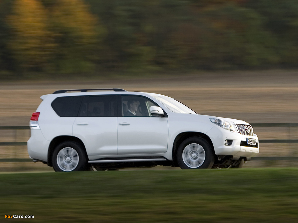 Toyota Land Cruiser Prado 5-door UK-spec (150) 2009 photos (1024 x 768)