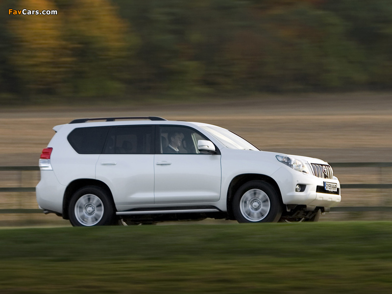 Toyota Land Cruiser Prado 5-door UK-spec (150) 2009 photos (800 x 600)