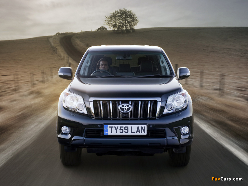 Toyota Land Cruiser Prado 5-door UK-spec (150) 2009 photos (800 x 600)