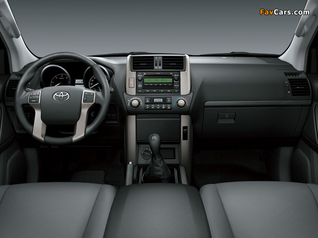 Toyota Land Cruiser Prado 5-door UAE-spec (150) 2009 pictures (640 x 480)