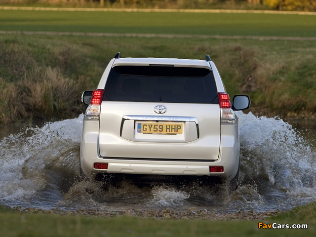 Toyota Land Cruiser Prado 5-door UK-spec (150) 2009 pictures (640 x 480)