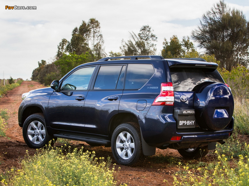 Toyota Land Cruiser Prado AU-spec (150) 2013 pictures (800 x 600)