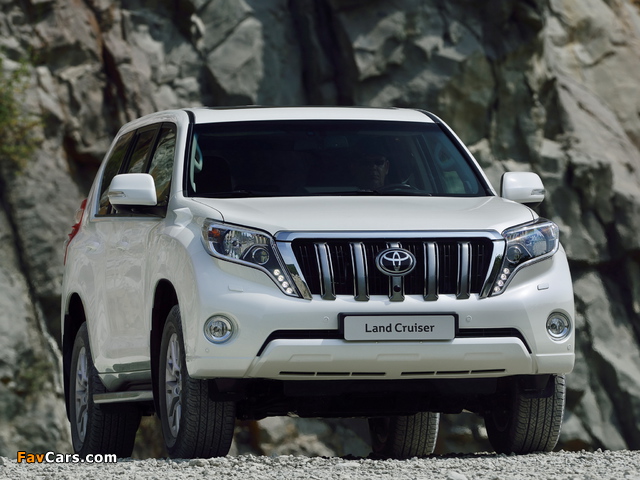 Toyota Land Cruiser (150) 2013 wallpapers (640 x 480)