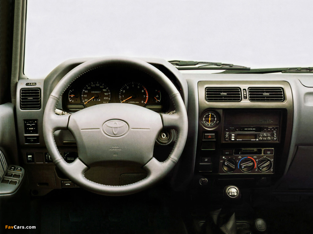 Toyota Land Cruiser 90 5-door (J95W) 1996–99 images (1024 x 768)