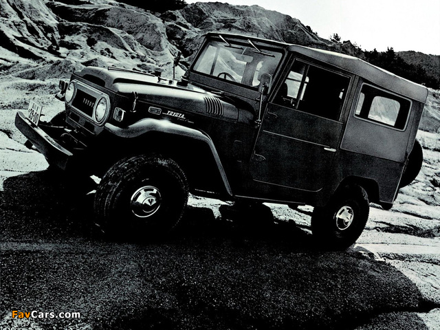 Images of Toyota Land Cruiser (FJ43) 1960–73 (640 x 480)