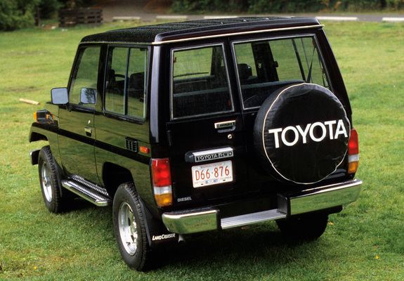 Images of Toyota Land Cruiser (BJ71V) 1985–90