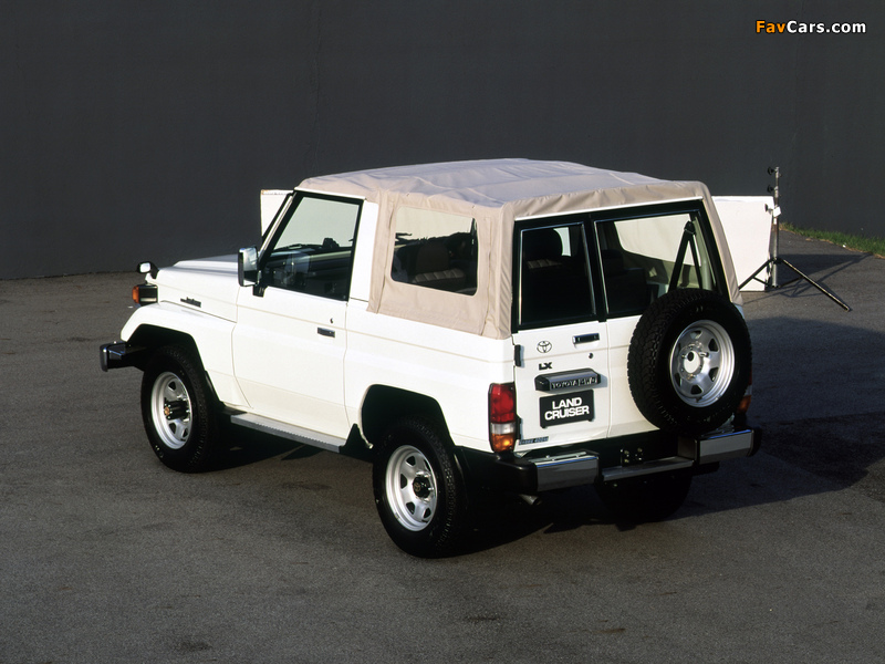 Images of Toyota Land Cruiser (PZJ70) 1990–98 (800 x 600)