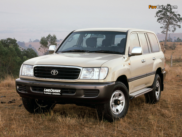 Images of Toyota Land Cruiser 100 GXL AU-spec (J100-101) 1998–2002 (640 x 480)