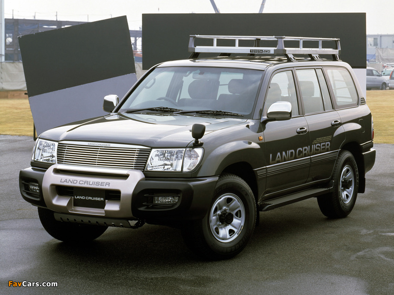 Images of Toyota Land Cruiser 100 VX Off Road Version (J100-101) 1998–2002 (800 x 600)