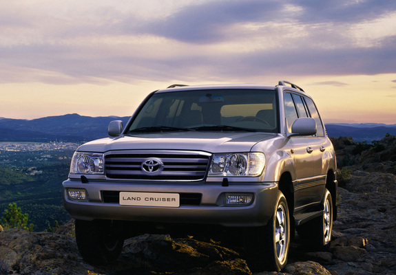 Images of Toyota Land Cruiser 100 VX (J100-101) 2005–07