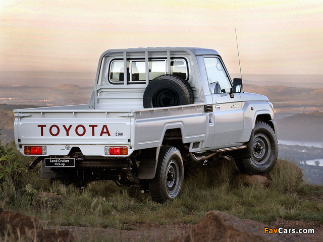 Images of Toyota Land Cruiser Pickup ZA-spec (J79) 2007 (640 x 480)