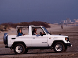 Images of Toyota Land Cruiser Canvas Top (BJ74) 1984–90