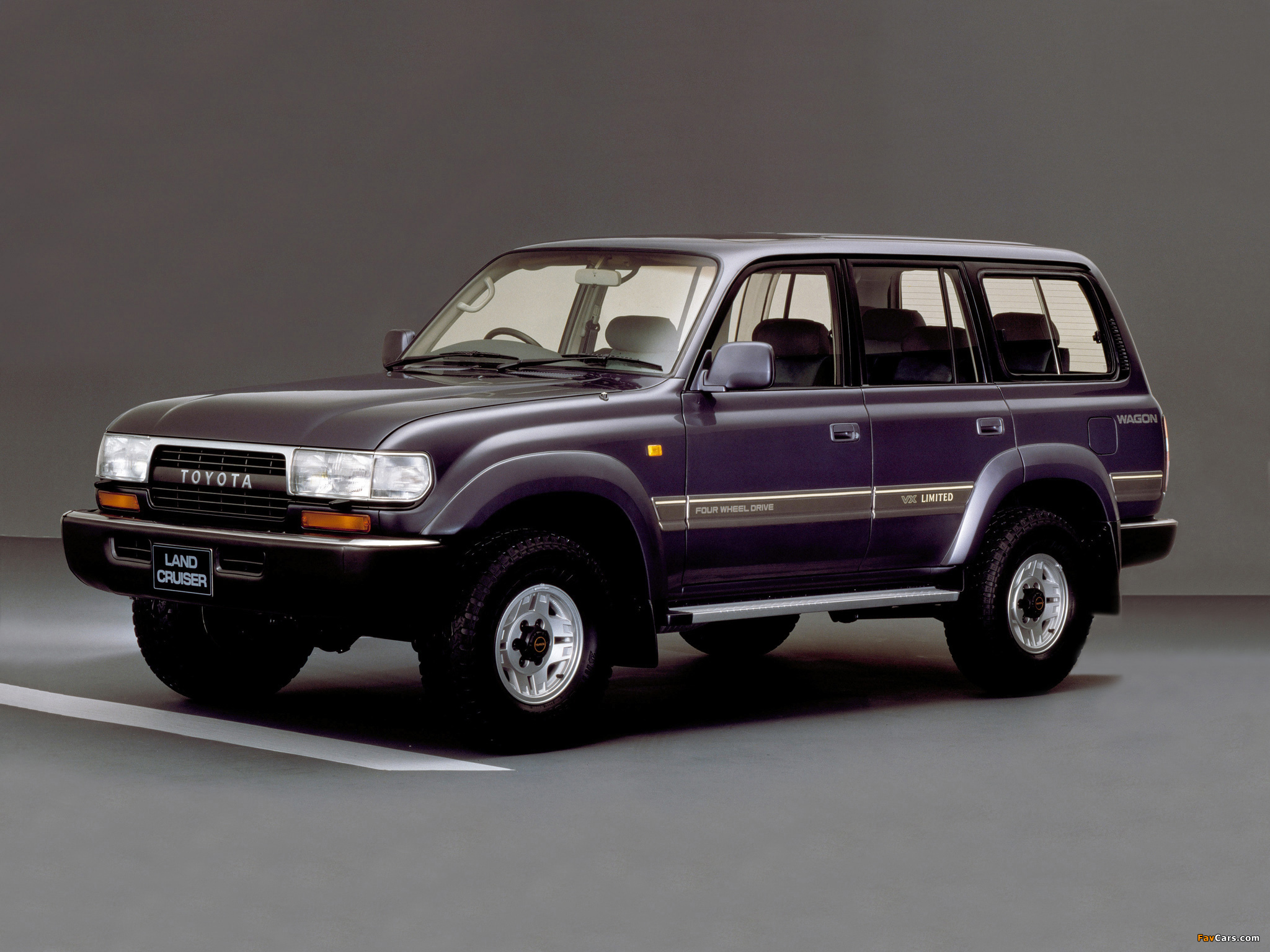 Images of Toyota Land Cruiser 80 Wagon VX-Limited JP-spec (HZ81V) 1989–92 (2048 x 1536)