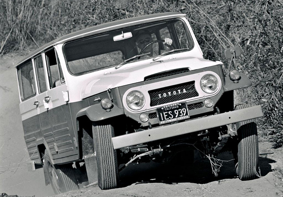 Photos of Toyota Land Cruiser (FJ45V) 1960–67