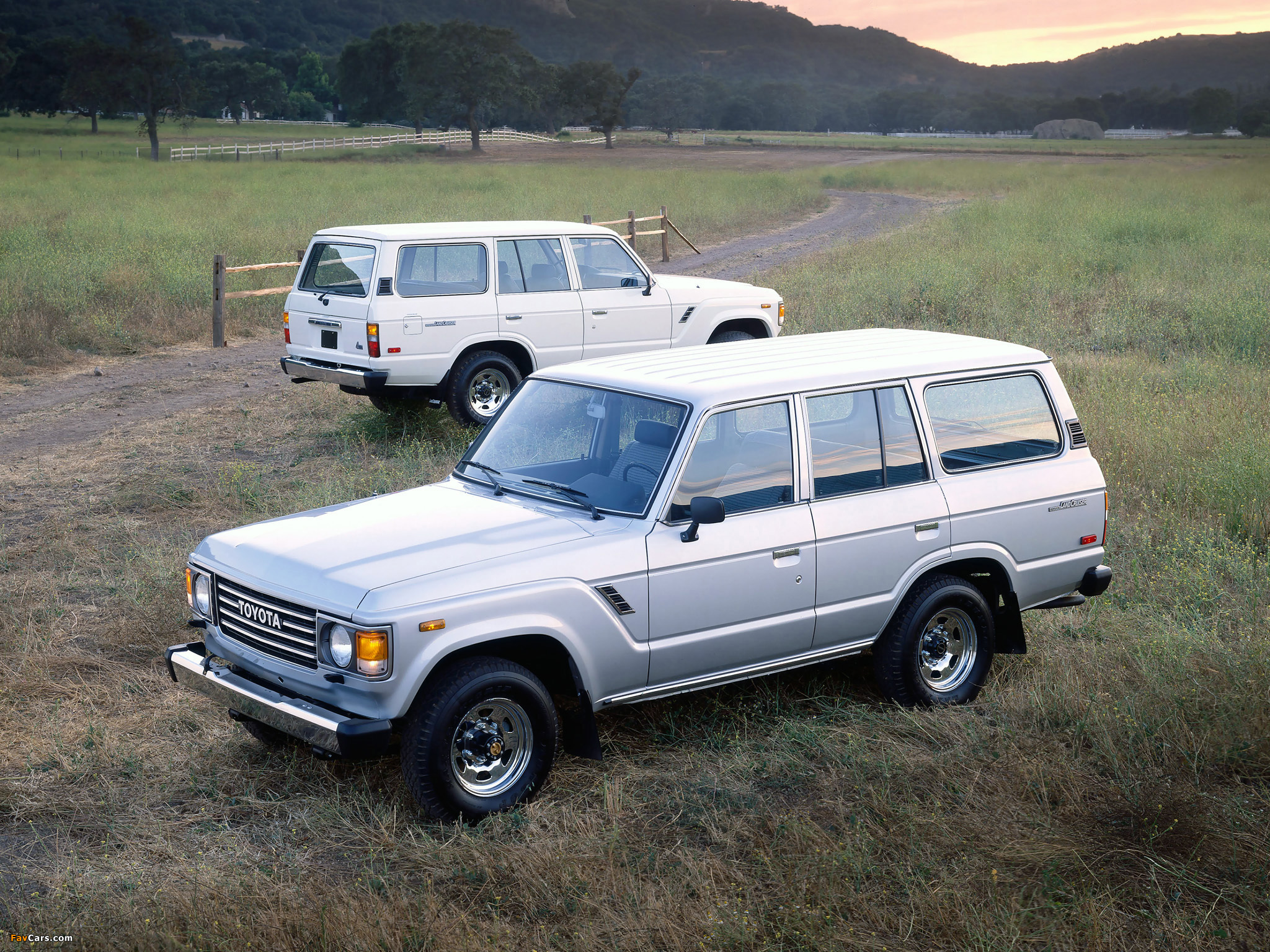 Photos of Toyota Land Cruiser 60 US-spec (HJ60V) 1980–87 (2048 x 1536)