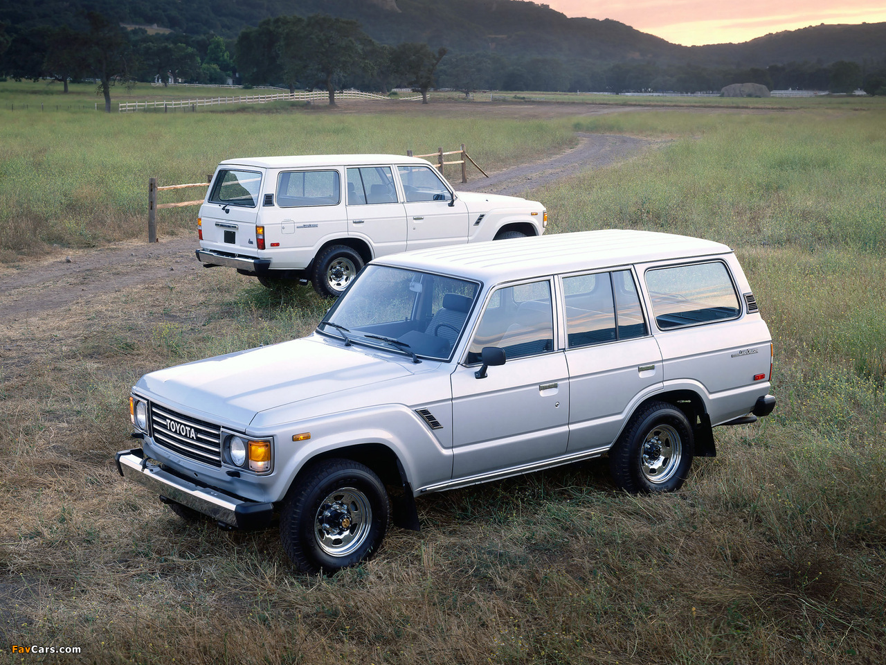 Photos of Toyota Land Cruiser 60 US-spec (HJ60V) 1980–87 (1280 x 960)