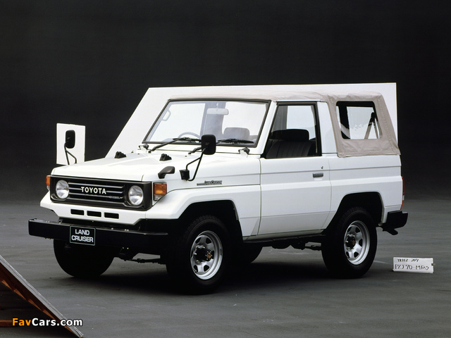 Photos of Toyota Land Cruiser (PZJ70) 1990–98 (640 x 480)