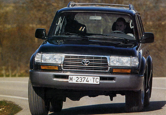 Photos of Toyota Land Cruiser 80 VX (HZ81V) 1995–97