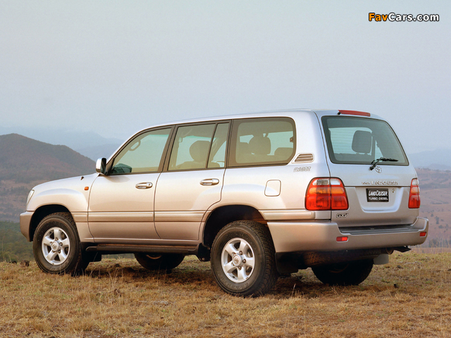 Photos of Toyota Land Cruiser 100 GXV TD AU-spec (HDJ101K) 1998–2002 (640 x 480)