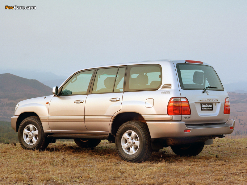 Photos of Toyota Land Cruiser 100 GXV TD AU-spec (HDJ101K) 1998–2002 (800 x 600)