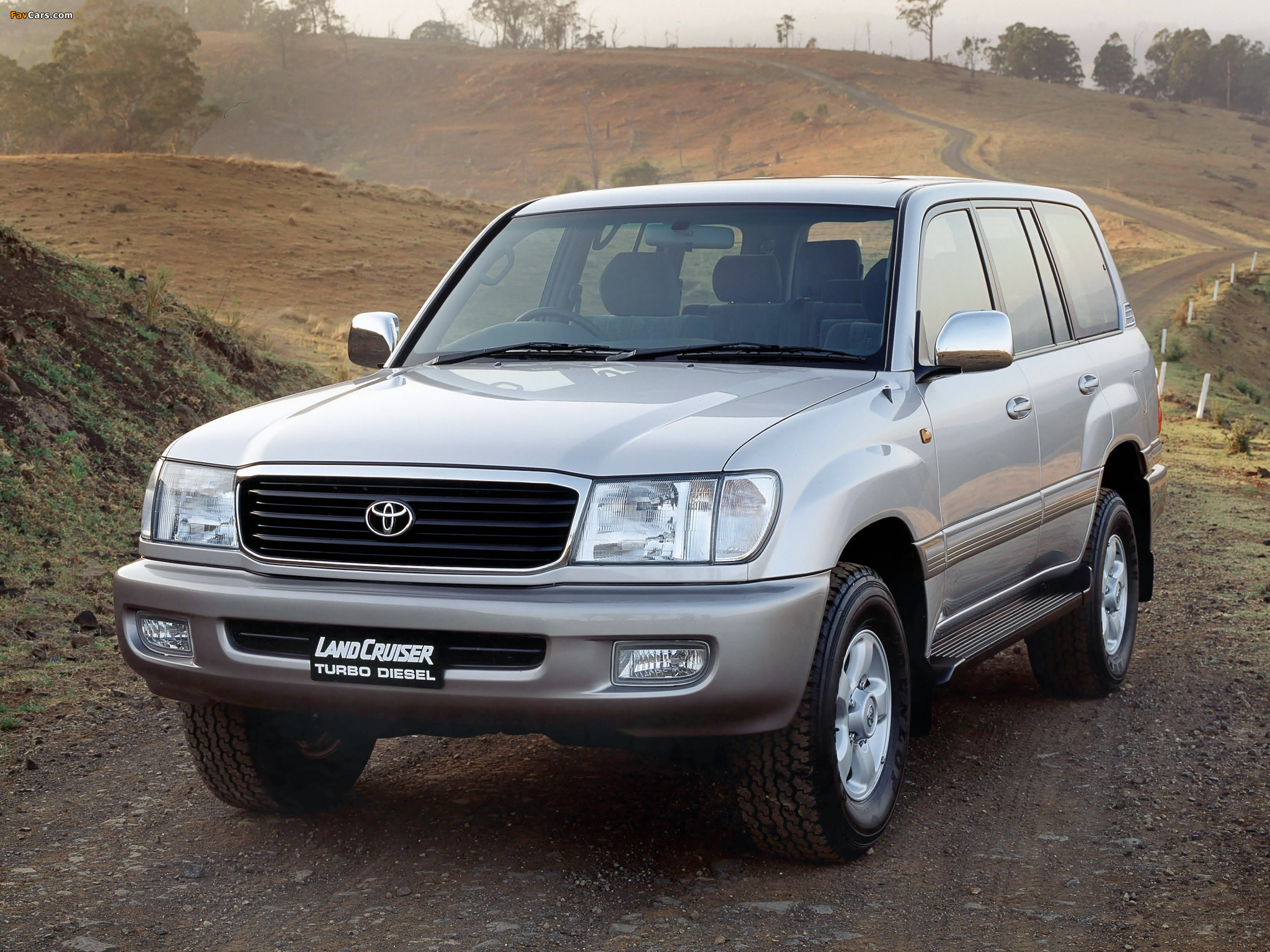 Photos of Toyota Land Cruiser 100 GXV TD AU-spec (HDJ101K) 1998–2002 (2048 x 1536)