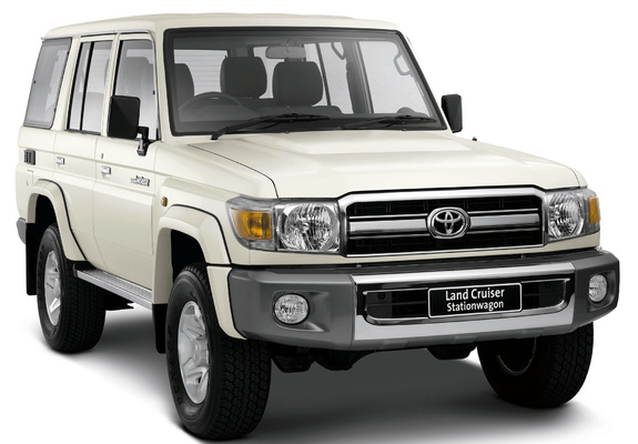 Photos of Toyota Land Cruiser ZA-spec (J76) 2007