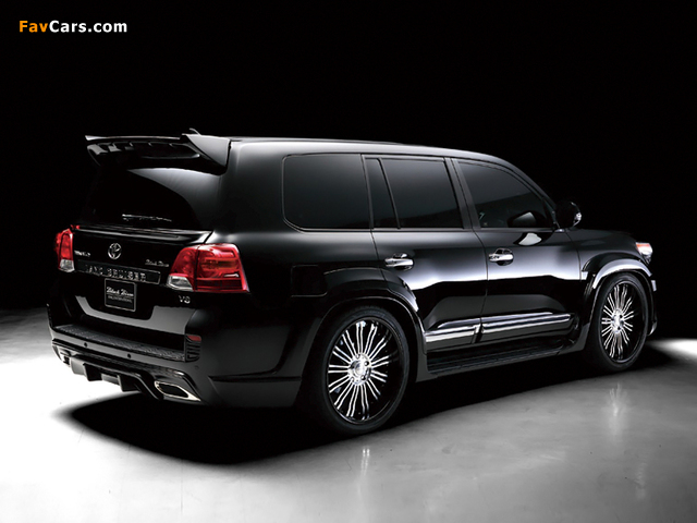 Photos of WALD Toyota Land Cruiser Sports Line Black Bison Edition (UZJ200W) 2013 (640 x 480)