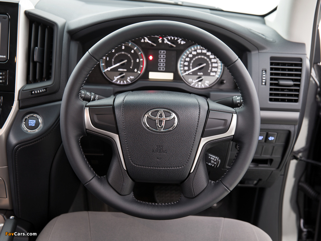 Photos of Toyota Land Cruiser 200 GXL AU-spec (UZJ200) 2015 (1024 x 768)