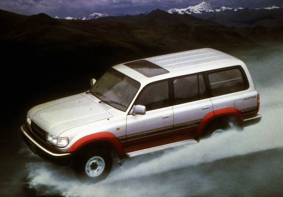 Photos of Toyota Land Cruiser 80 VAN VX-Limited JP-spec (HZ81V) 1989–92